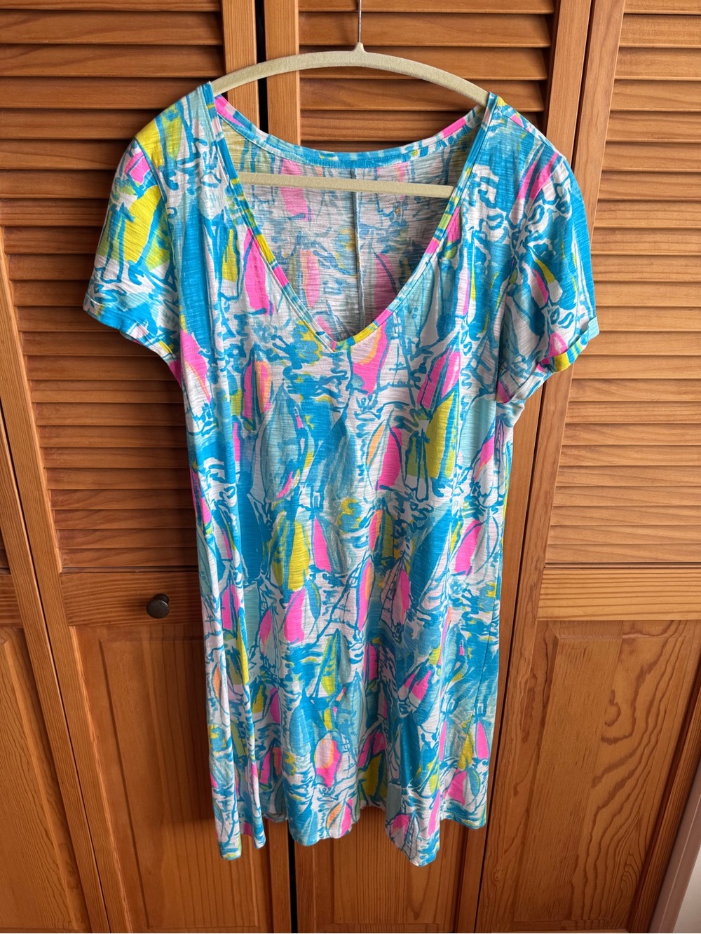 Lilly Pulitzer Summer cotton blend Vibrant Blue Tropical Print V-Neck Dress